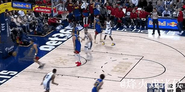 约基奇生涯13次砍下35+15+10,追平大O并列历史第一 约基奇生涯13次砍下35+15+10,追平大O并列历史第一